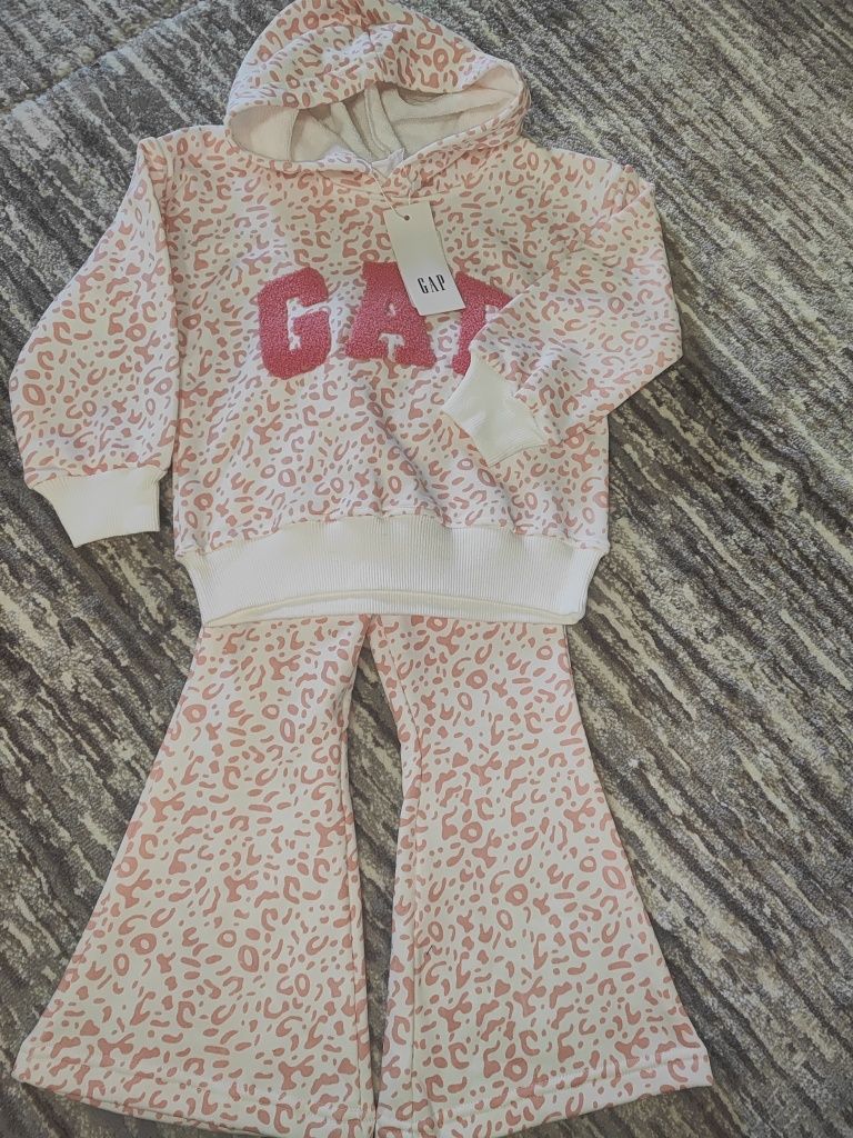 Двойка Gap для девочек