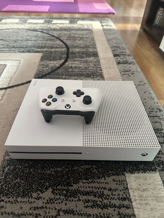 Xbox one s 1 tb in stare perfecta