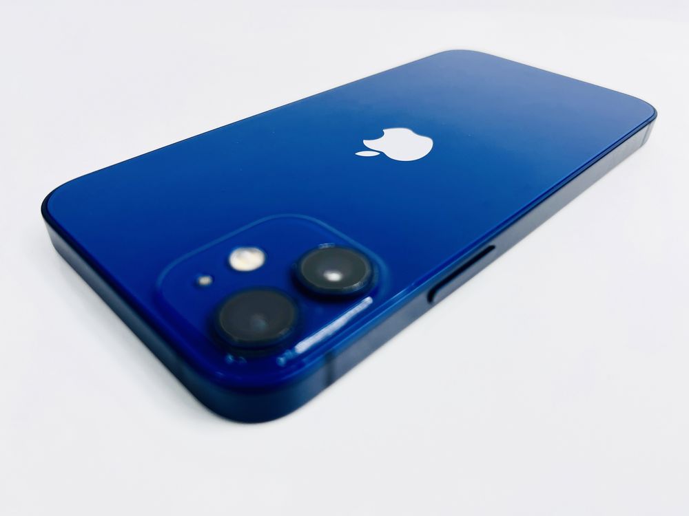 Apple iPhone 12 64GB Blue Отличен! Гаранция!