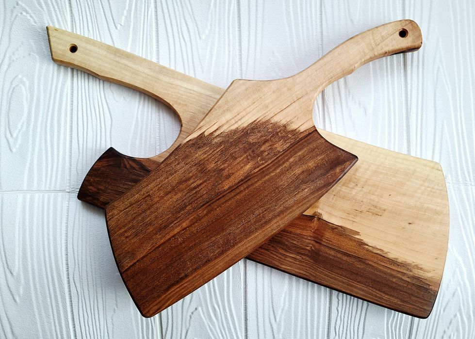 Плата за рязане и сервиране на мезета дъски от орех