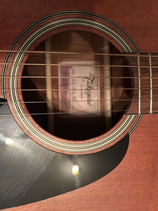 Vand Chitara Takamine