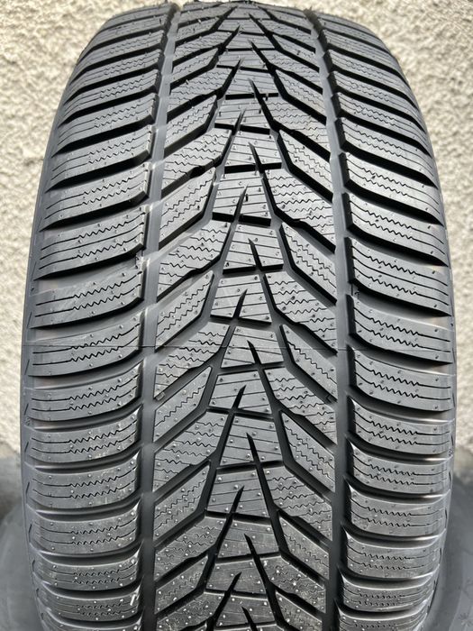 Оригинални джанти Мерцедес ГЛЕ зимни гуми 275/50R20 Mercedes GLE53 AMG