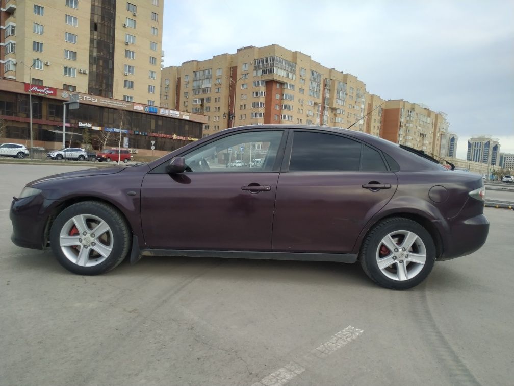 Продам машину Mazda 6