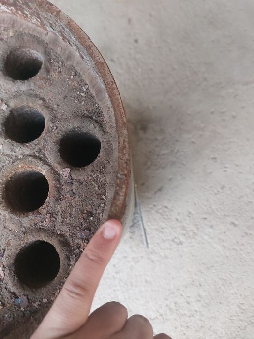 Raketa katyol sotiladi