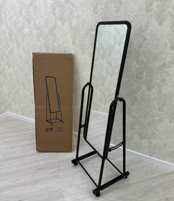 Зеркало на колесах