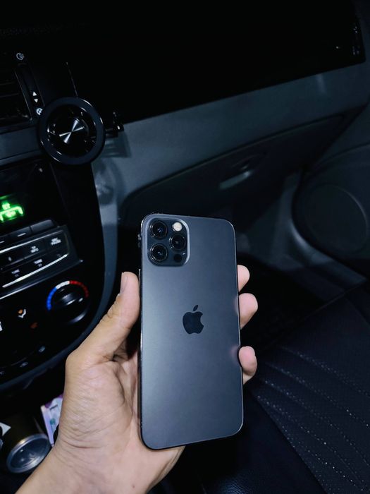 iphone 12 pro bolib tolashka