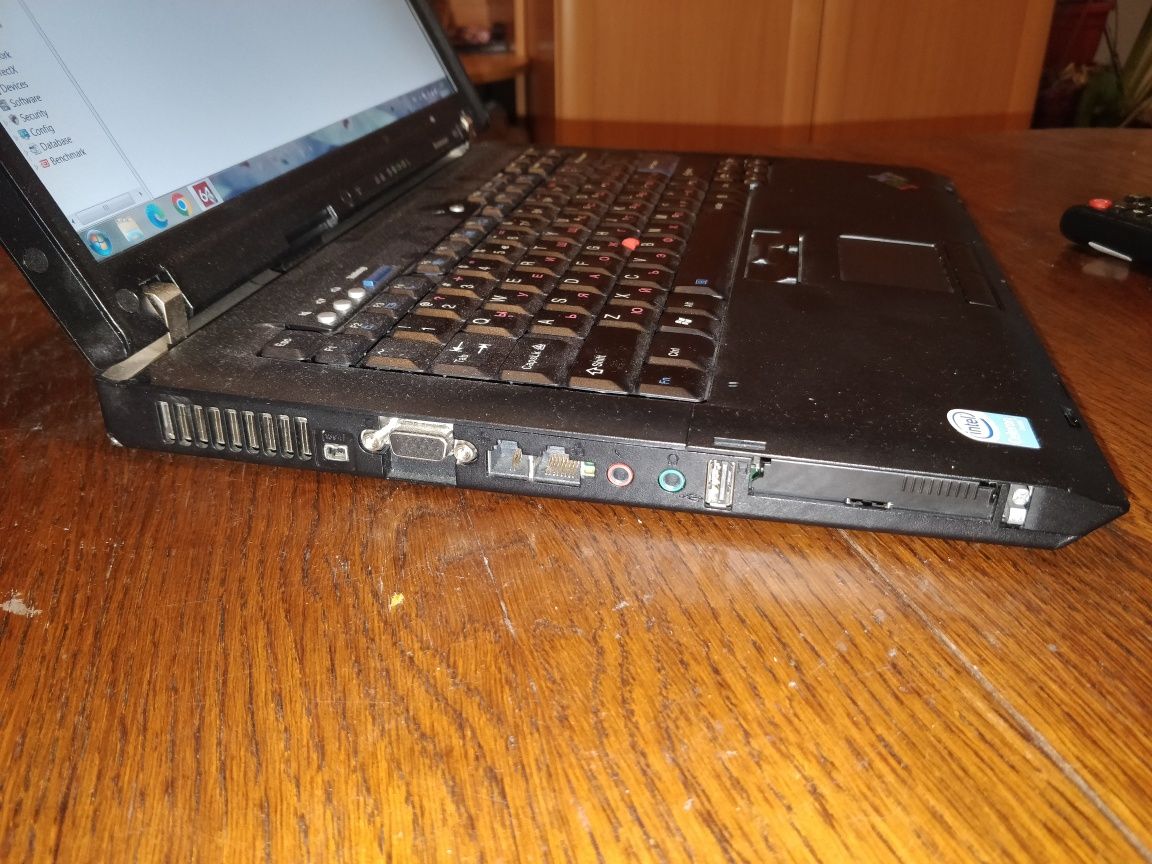 Лаптоп R61 с IPS матрица