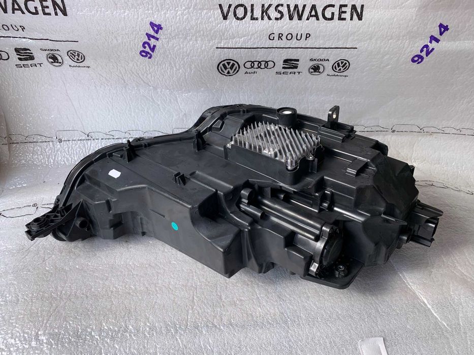 Far stanga Full LED Matrix Audi A3 8Y dupa 2020 cod 8Y0941035 original