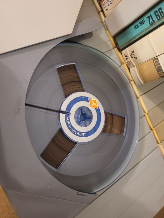 Lot 30 benzi magnetofon