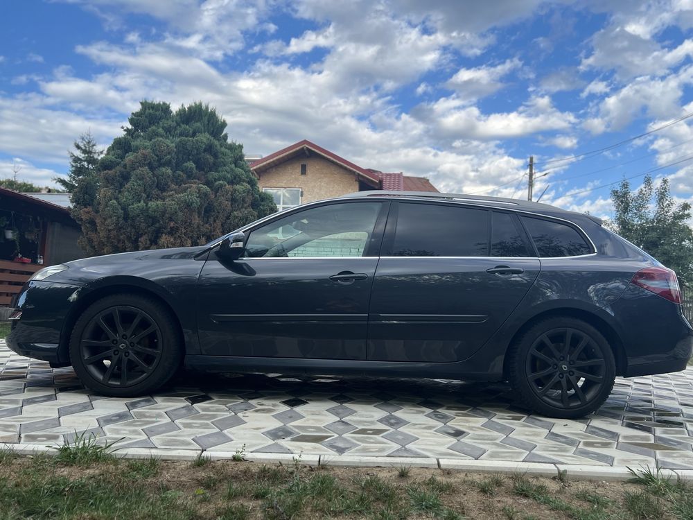 Renault Laguna Bose edition