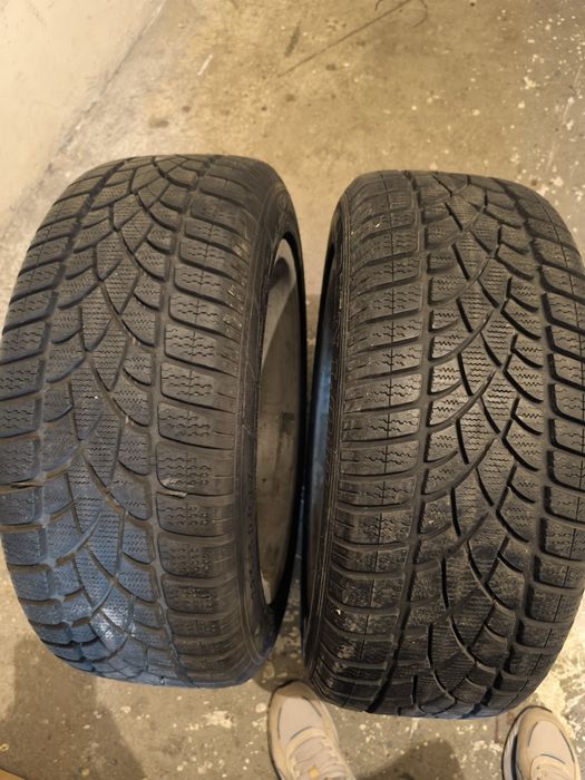 Vând 2 anvelope M+S Dunlop