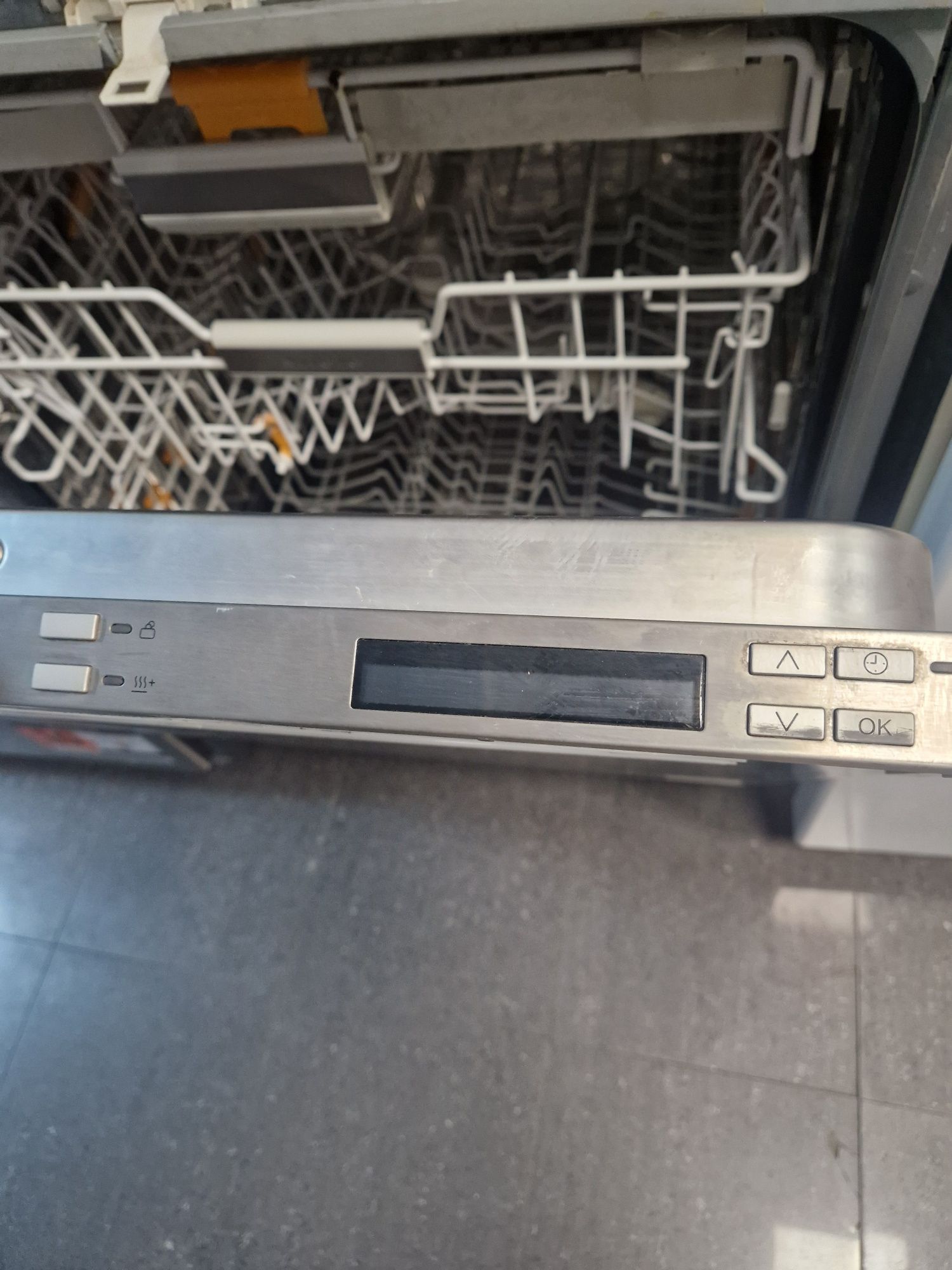 Съдомиялна за вграждане Miele G 6575