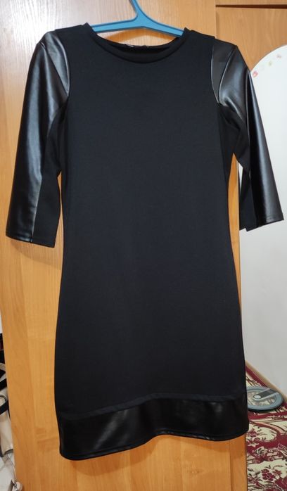 Платье 42-44. Цена 4000