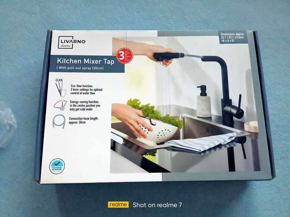 Кухненски черен смесител Livarno