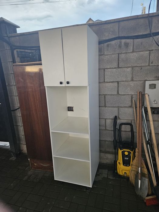 Продам Пенал мебельный