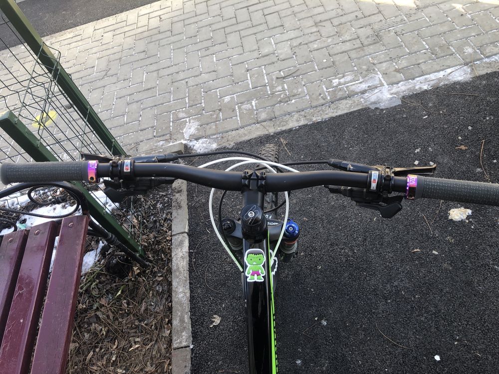 Bicicleta enduro