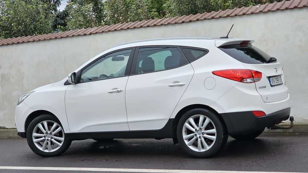 Hyundai IX35 2012 2.0crdi 136cp 4x4 Euro5 / PANO Keyless NAVI Piele