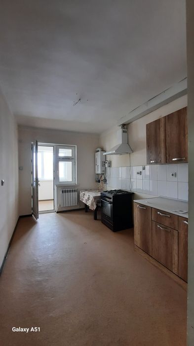 Срочно продаётся Янгихаёт-9  2/5/7 Новостройка