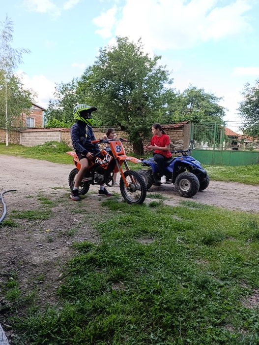 Детско кросови моторче Malaguti Grizzly RCX 12 2010г.