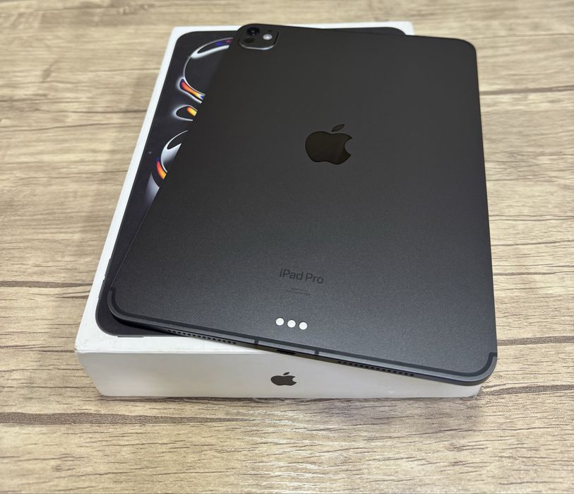 Prodam idyal Ipad Pro 11 M4 256GB