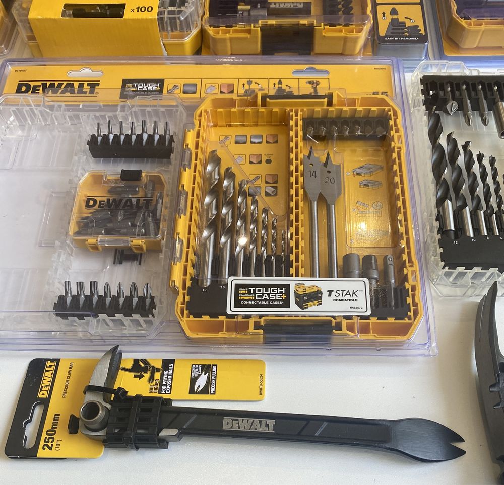 Многофункционален триъгълник / Прав Ъгъл DeWALT DWHT25228-0 / 300мм