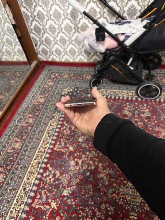 Vivo V28 8/256 радной возможно обмен