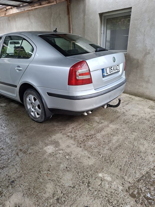 Vând Skoda Octavia 2