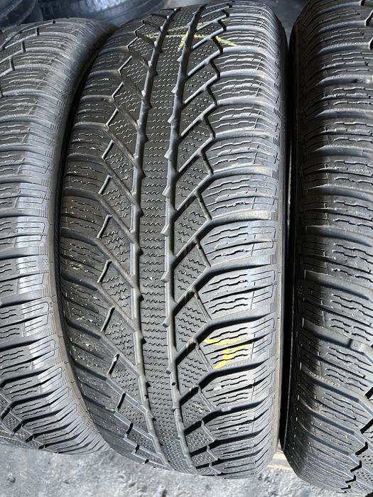 4 anvelope iarna 215/65/16 Semperit !