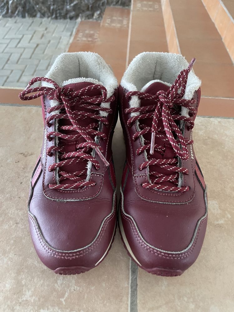 Кроссы от Reebok