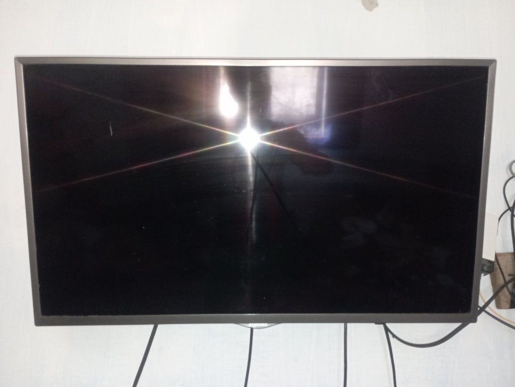 Телевизор Самсунг продаётся