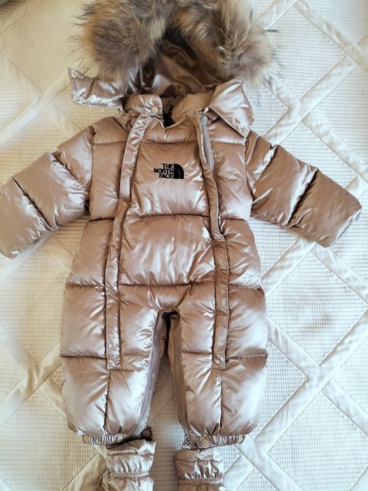 Продается детский комбинезон