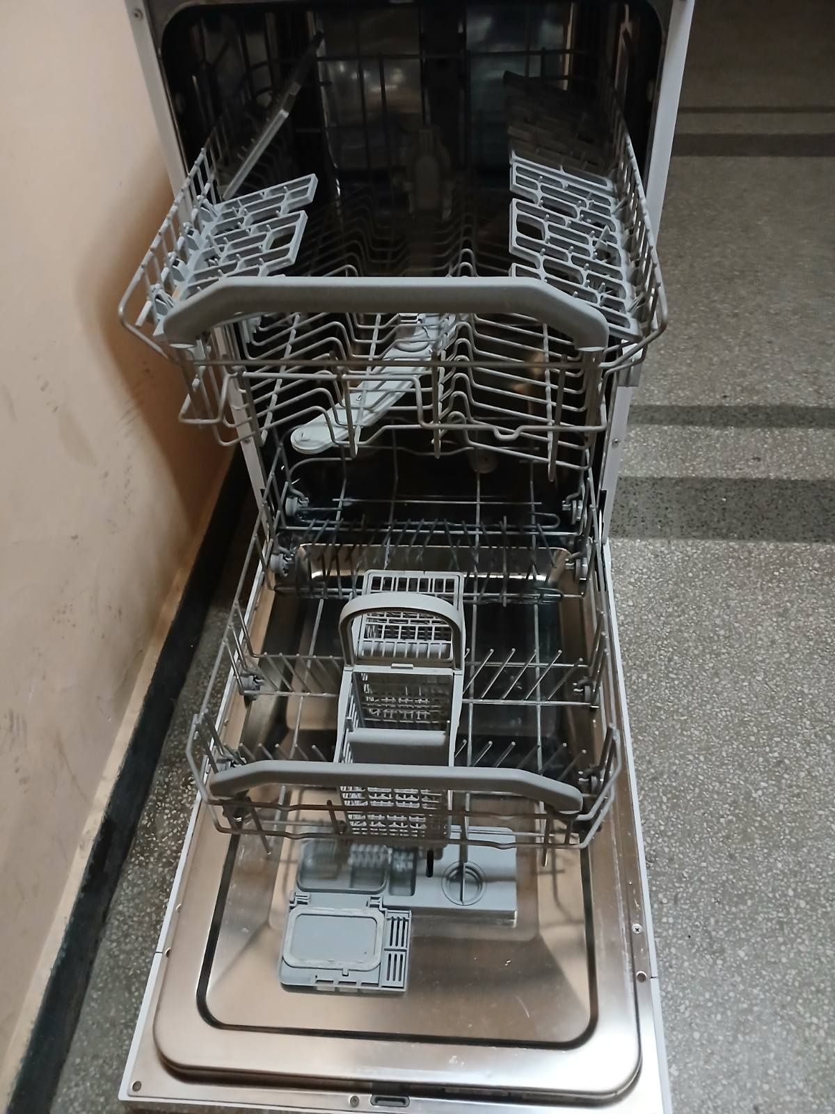Съдомиялна за части Hotpoint Ariston
