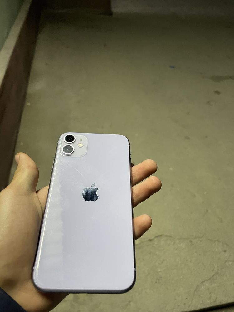 Iphone 11 отличное состояние