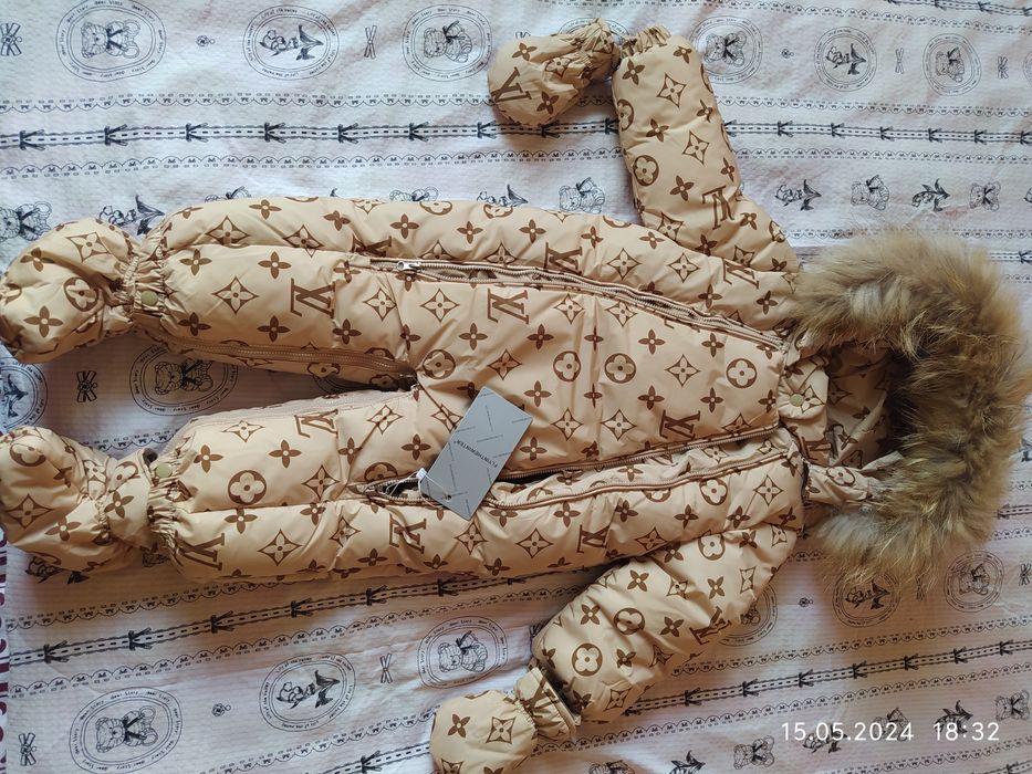 Детский комбинезон, новый