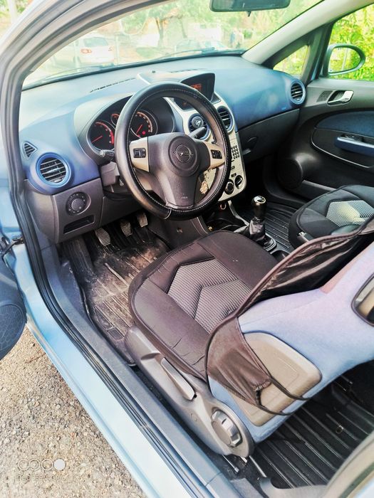 Vând Opel Corsa 2008, benzină