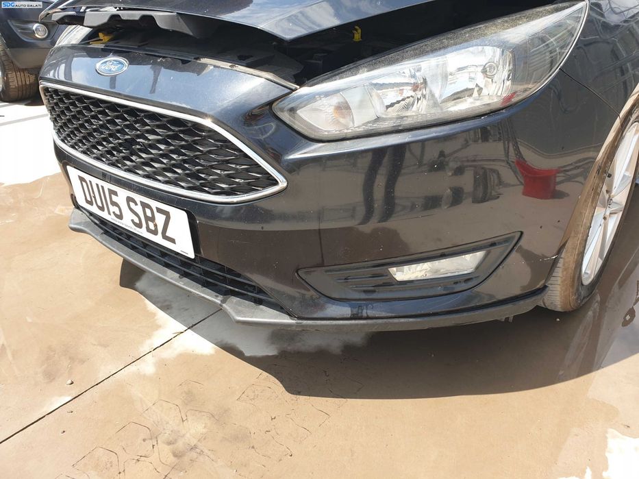 Bara Spoiler Fata Completa cu Grile Sigla si Emblema Ford Focus 3 FL Facelift 2014 - 2018 Culoare FF Panther Black [K6407]