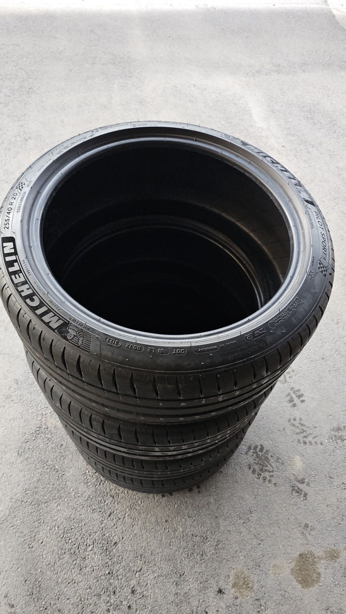 Michelin Pilot Sport4 255/40/R20