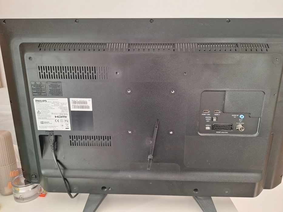 Телевизор Philips 32PHT4201/12 LED, 32"