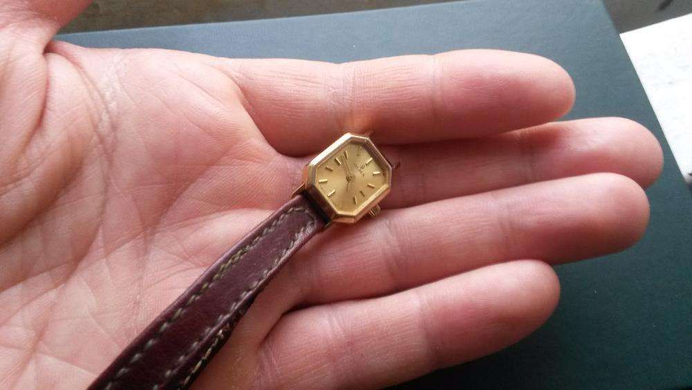 Ceas vintage dama Olma (Swiss made) de dimensiuni foarte mici
