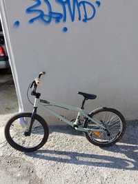 Bicicleta BMX GT Air