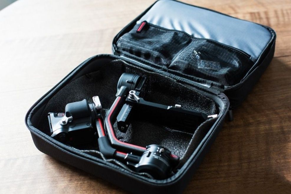 DJI RS 2 Pro (электронный стабилизатор)