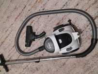 Aspirator fără sac-BOSCH