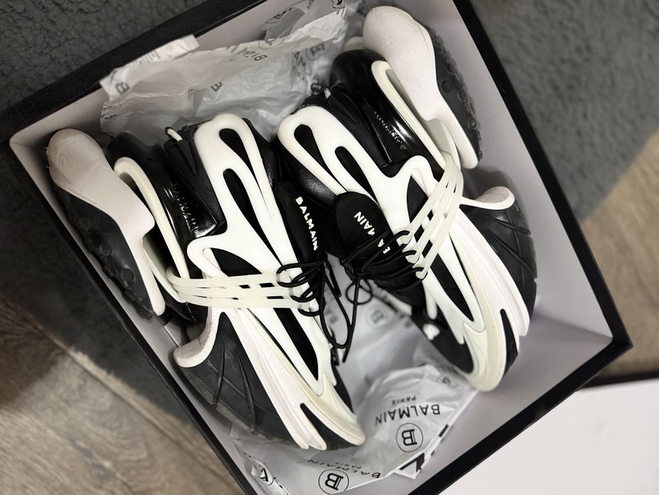 Balmain Unicorn stare excelenta 42