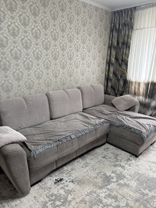 Продам диван в хорошем состоянии 20000