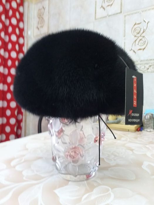 Продам новый норковый берет 54-58