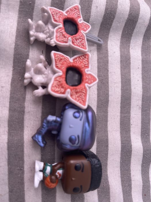 kinder joy stranger things