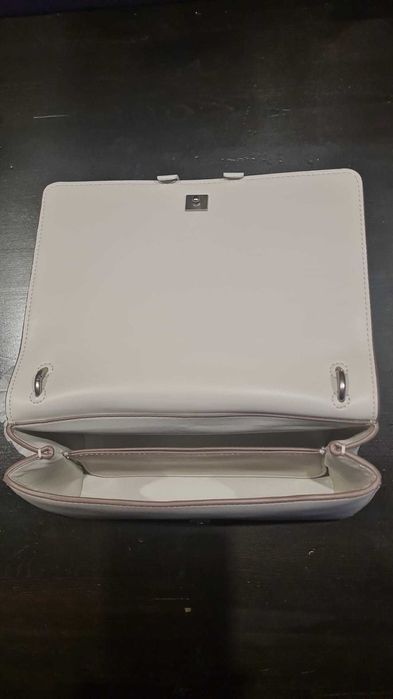 Дамска Чанта "Calvin Klein "