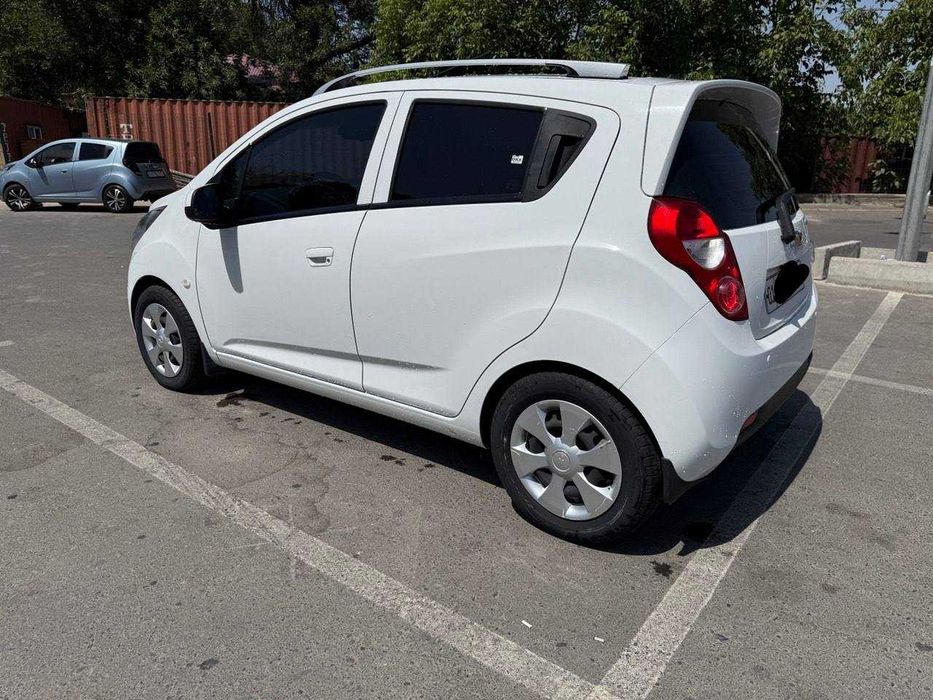 Сдаётся в Аренда с выкупом Spark автомат 4-full позиция