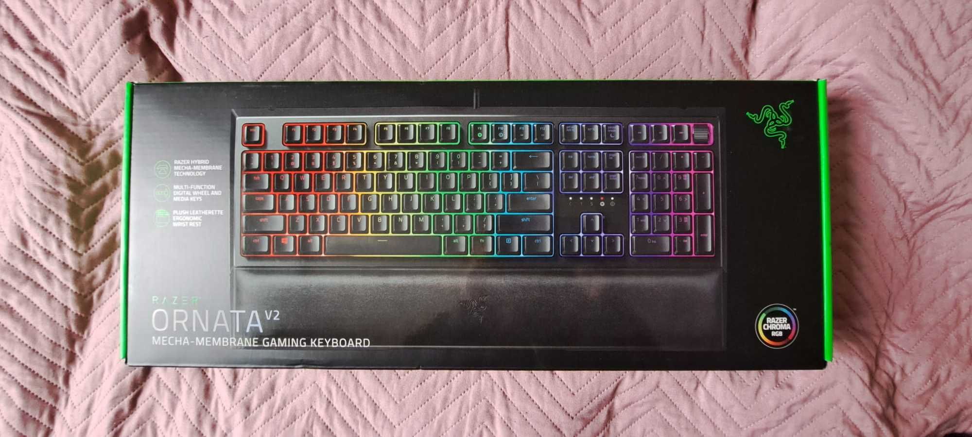 Tastatura semi-mecanica Razer Ornata V2 RGB cu fir