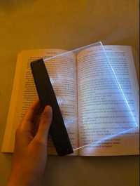 Lumina de lectură cu panou LED Se incarca cu baterii (incluse)